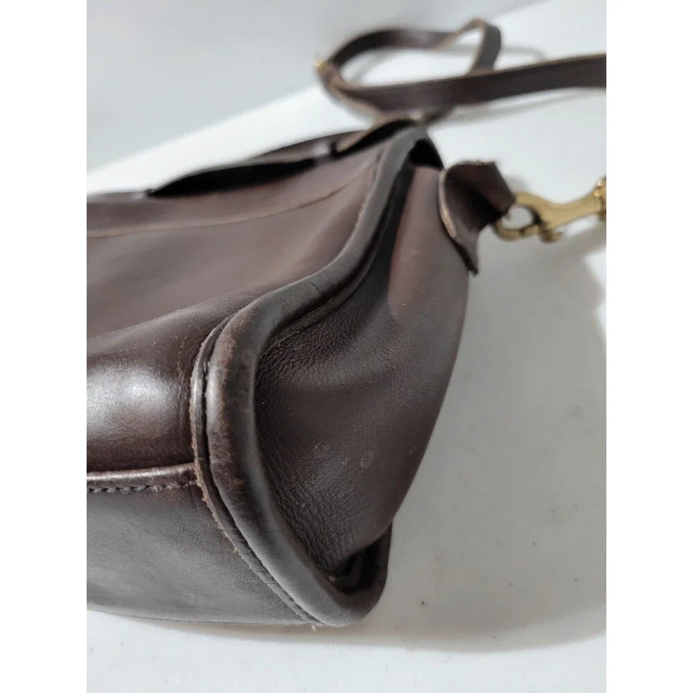 Vintage COACH 9870 Court Shoulder Bag Purse Chocolate Brown Leather Turn Lock - Picture 9 of 16